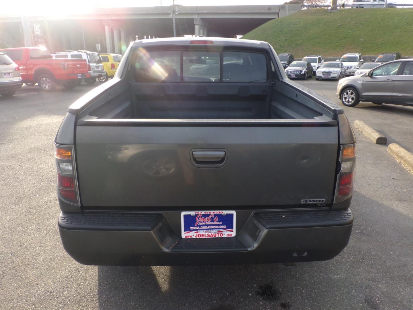 2007 Grey Honda Ridgeline (2HJYK165X7H) , located at 5700 Curlew Drive, Norfolk, VA, 23502, (757) 455-6330, 36.841885, -76.209412 - Photo#13